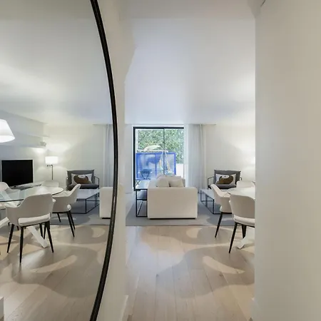 Chiado Prime With Terrace By Homing Апартаменты *