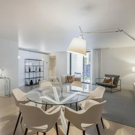 Chiado Prime With Terrace By Homing * Лиссабон