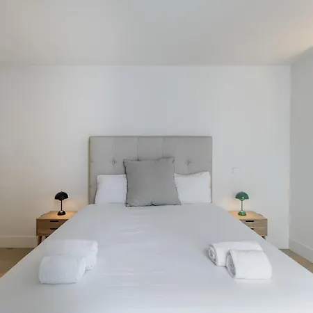 Chiado Prime With Terrace By Homing * Лиссабон