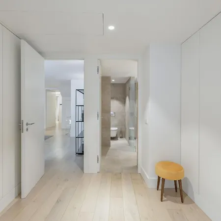 Апартаменты Chiado Prime With Terrace By Homing *