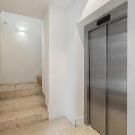 Chiado Prime With Terrace By Homing