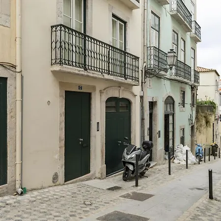 Chiado Prime With Terrace By Homing * Лиссабон